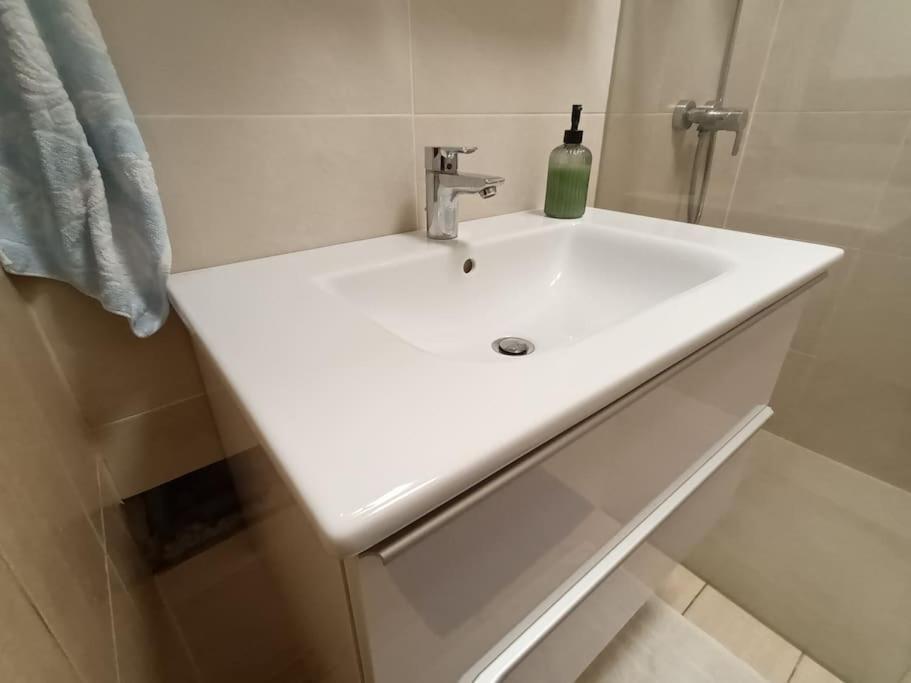 Modernes Apartment In Wien Εξωτερικό φωτογραφία